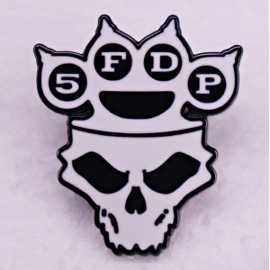 FIVE FINGER DEATH PUNCH “Skull Logo” /Pin Badge/