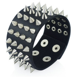 Four Row 56 Spikes /Wristband/